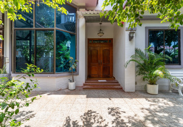 4 Bedroom Villa For Sale - Chroy Changvar, Phnom Penh thumbnail