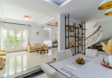 4 Bedroom Villa For Sale - Chroy Changvar, Phnom Penh thumbnail