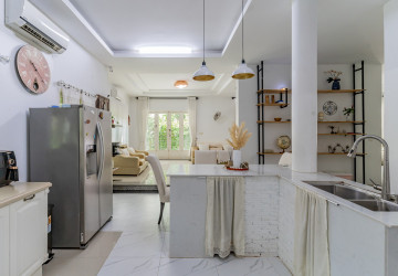 4 Bedroom Villa For Sale - Chroy Changvar, Phnom Penh thumbnail