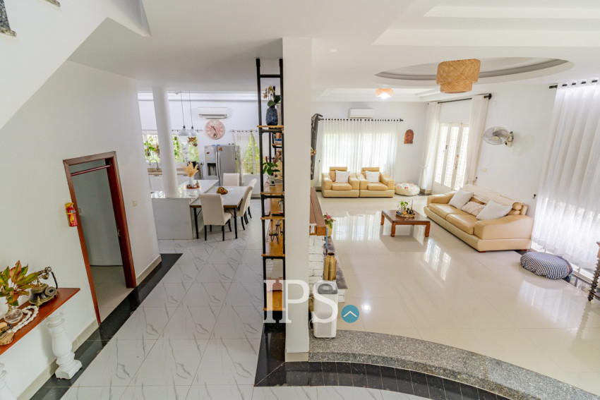 4 Bedroom Villa For Sale - Chroy Changvar, Phnom Penh
