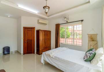 4 Bedroom Villa For Sale - Chroy Changvar, Phnom Penh thumbnail