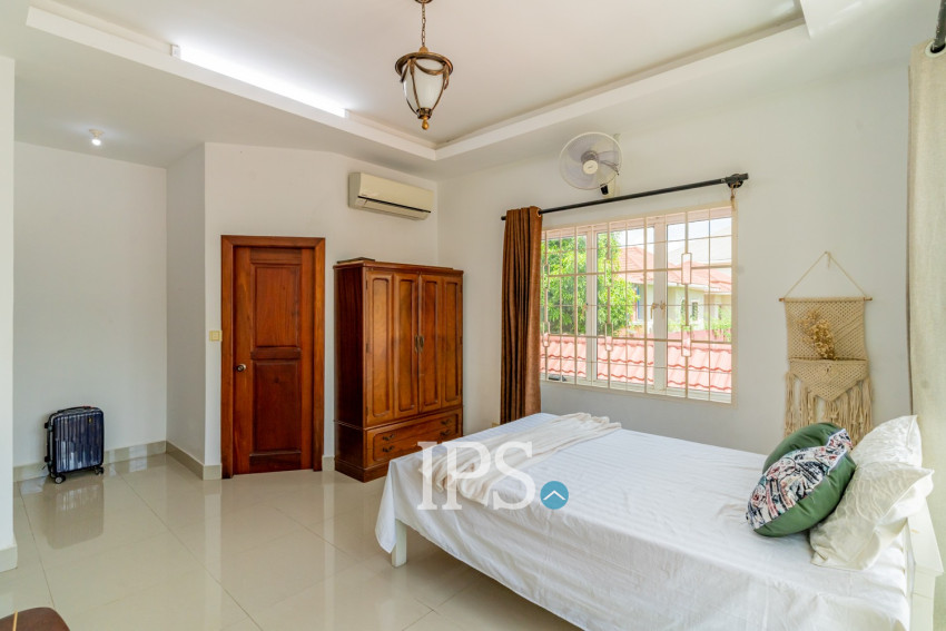 4 Bedroom Villa For Sale - Chroy Changvar, Phnom Penh