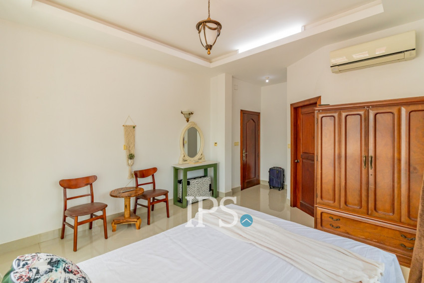 4 Bedroom Villa For Sale - Chroy Changvar, Phnom Penh