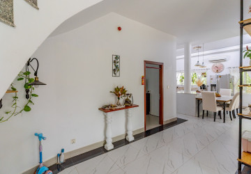 4 Bedroom Villa For Sale - Chroy Changvar, Phnom Penh thumbnail