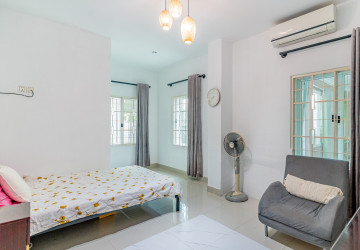 4 Bedroom Villa For Sale - Chroy Changvar, Phnom Penh thumbnail