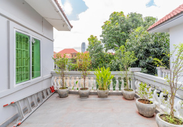 4 Bedroom Villa For Sale - Chroy Changvar, Phnom Penh thumbnail