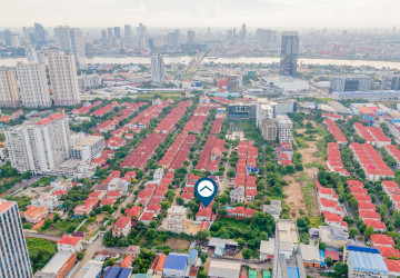 4 Bedroom Villa For Sale - Chroy Changvar, Phnom Penh thumbnail