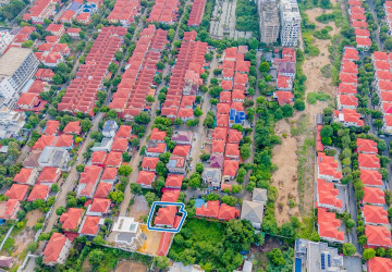 4 Bedroom Villa For Sale - Chroy Changvar, Phnom Penh thumbnail