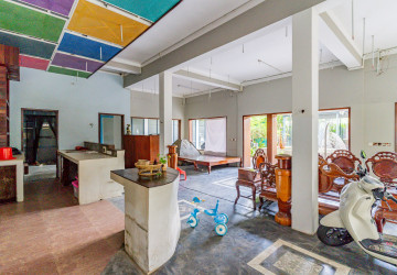 1,400 Sqm Commercial Villa For Rent - Boeung Kak 1, Phnom Penh thumbnail
