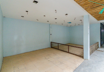 1,400 Sqm Commercial Villa For Rent - Boeung Kak 1, Phnom Penh thumbnail