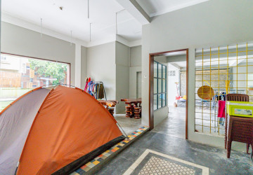 1,400 Sqm Commercial Villa For Rent - Boeung Kak 1, Phnom Penh thumbnail