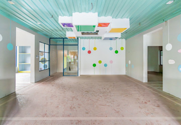 1,400 Sqm Commercial Villa For Rent - Boeung Kak 1, Phnom Penh thumbnail