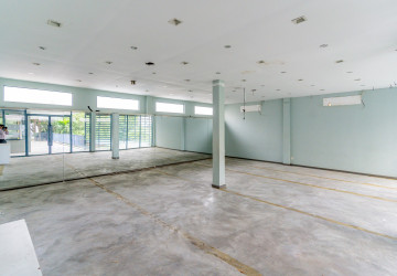1,400 Sqm Commercial Villa For Rent - Boeung Kak 1, Phnom Penh thumbnail