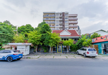 1,400 Sqm Commercial Villa For Rent - Boeung Kak 1, Phnom Penh thumbnail