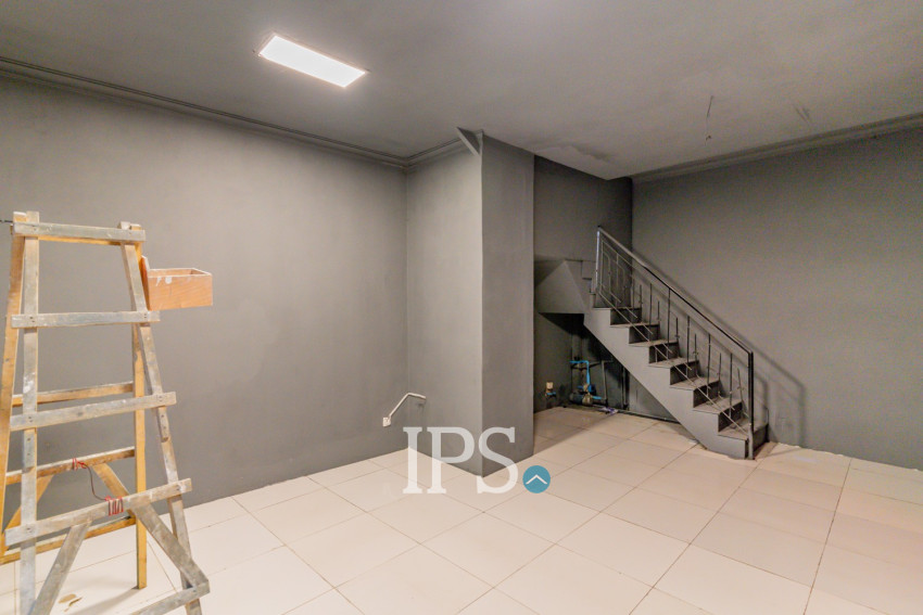 150 Sqm Retail Space For Rent - Chakto Mukh, Phnom Penh