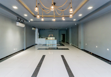 150 Sqm Retail Space For Rent - Chakto Mukh, Phnom Penh thumbnail