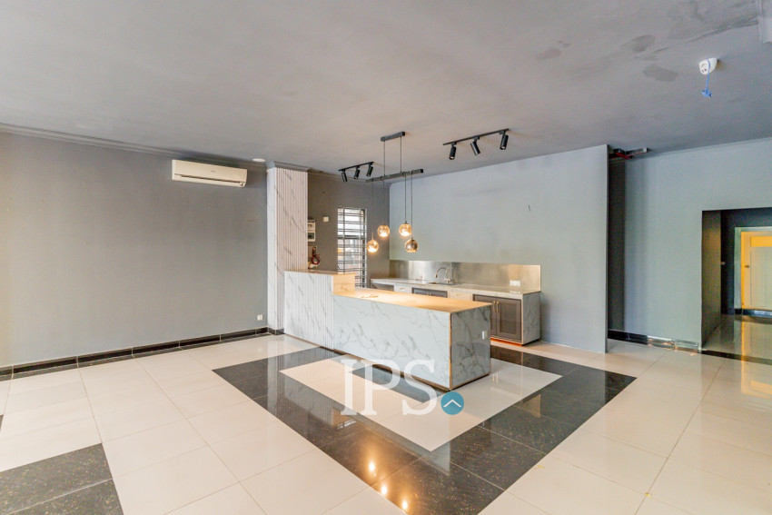 150 Sqm Retail Space For Rent - Chakto Mukh, Phnom Penh