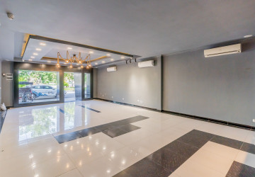 150 Sqm Retail Space For Rent - Chakto Mukh, Phnom Penh thumbnail