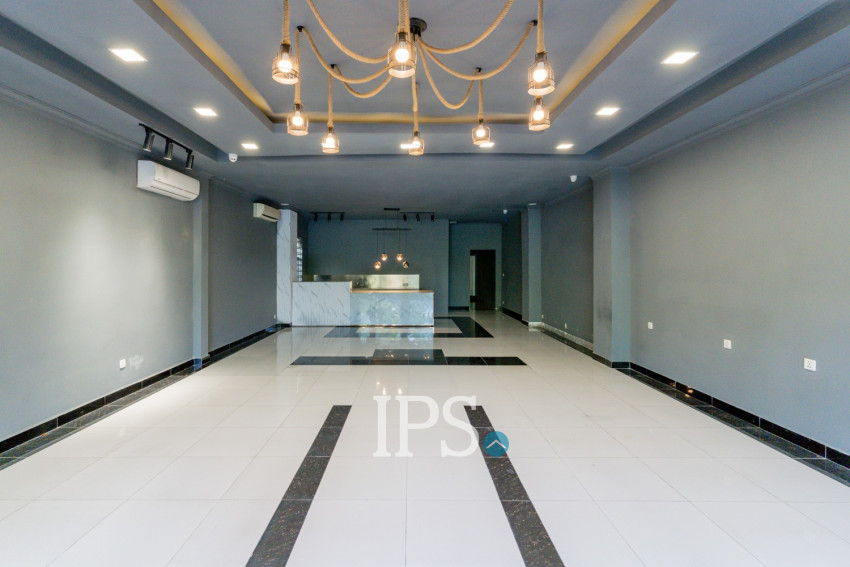 150 Sqm Retail Space For Rent - Chakto Mukh, Phnom Penh