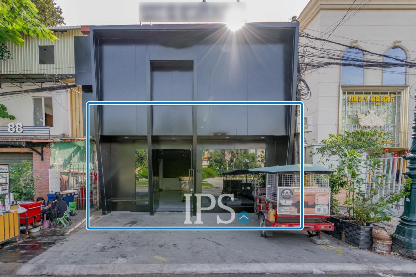 150 Sqm Retail Space For Rent - Chakto Mukh, Phnom Penh