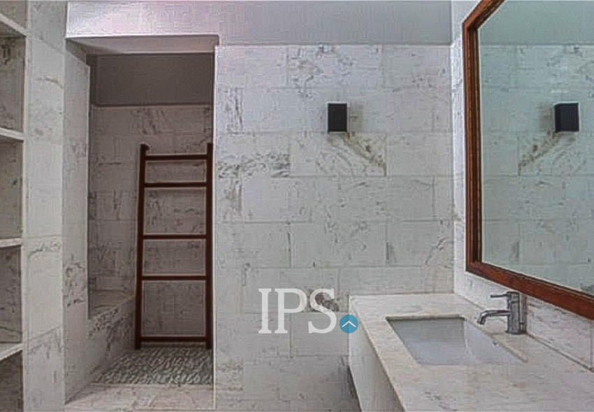 Renovated Duplex 4 Bedroom Apartment For Rent - Phsar Kandal 1, Phnom Penh