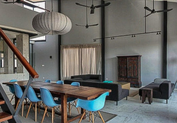 Renovated Duplex 4 Bedroom Apartment For Rent - Phsar Kandal 1, Phnom Penh thumbnail