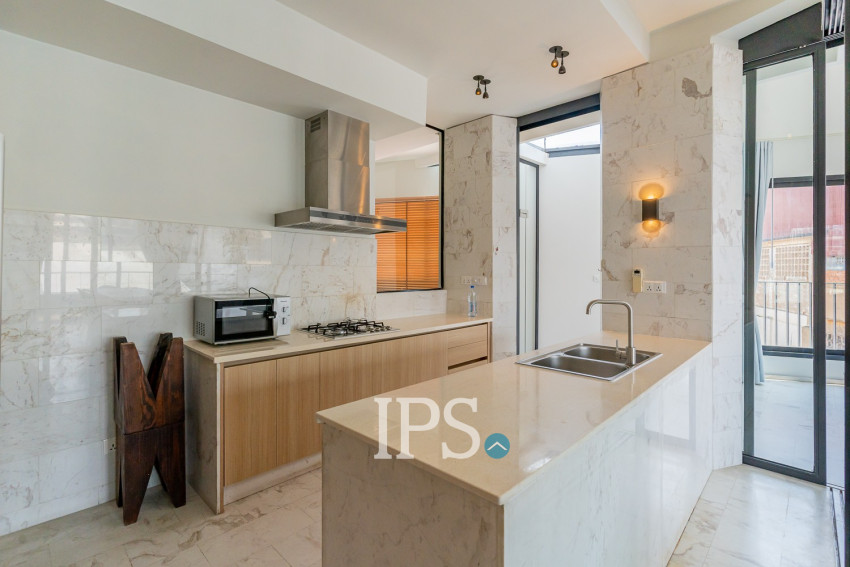 Renovated Duplex 4 Bedroom Apartment For Rent - Phsar Kandal 1, Phnom Penh
