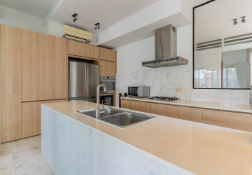 Renovated Duplex 4 Bedroom Apartment For Rent - Phsar Kandal 1, Phnom Penh thumbnail