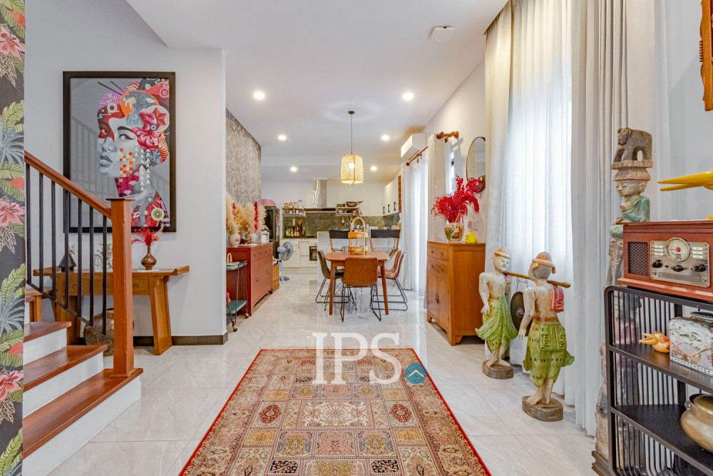 4 Bedroom House For Sale - Borey Tourism, Kandaek, Prasat Bakong, Siem Reap - Image 6