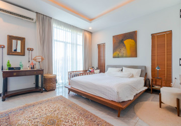 4 Bedroom House For Sale - Borey Tourism, Kandaek, Prasat Bakong, Siem Reap thumbnail