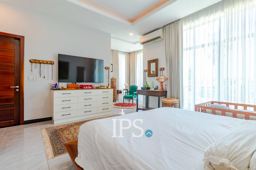 4 Bedroom House For Sale - Borey Tourism, Kandaek, Prasat Bakong, Siem Reap