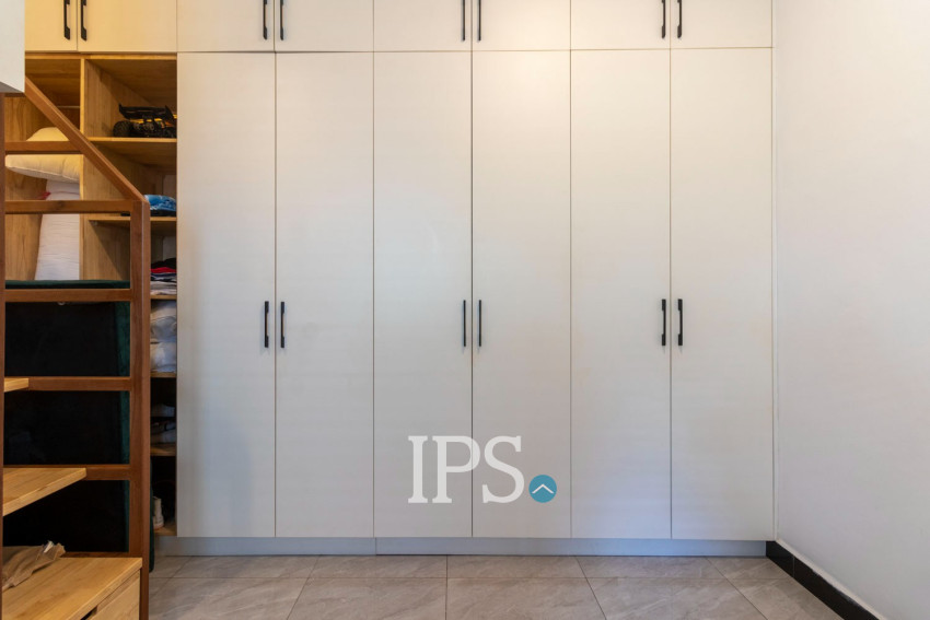 4 Bedroom House For Sale - Borey Tourism, Kandaek, Prasat Bakong, Siem Reap