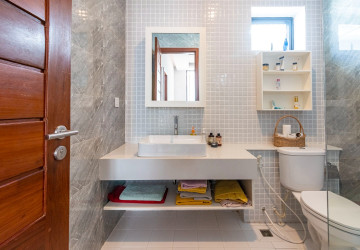 4 Bedroom House For Sale - Borey Tourism, Kandaek, Prasat Bakong, Siem Reap thumbnail