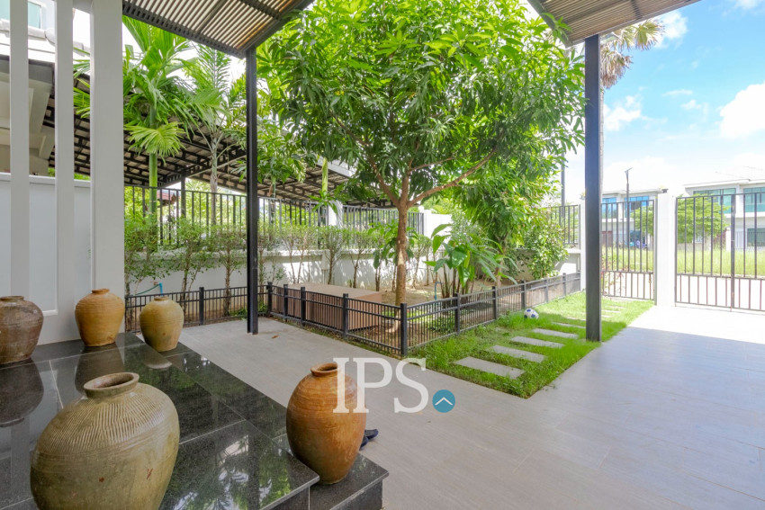 4 Bedroom House For Sale - Borey Tourism, Kandaek, Prasat Bakong, Siem Reap