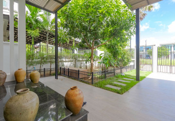 4 Bedroom House For Sale - Borey Tourism, Kandaek, Prasat Bakong, Siem Reap thumbnail