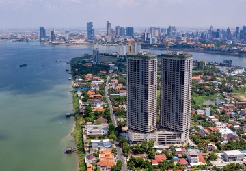 Luxury 3-Bedroom Condo for Sale  - La Vista One, Chroy Changvar, Phnom Penh thumbnail