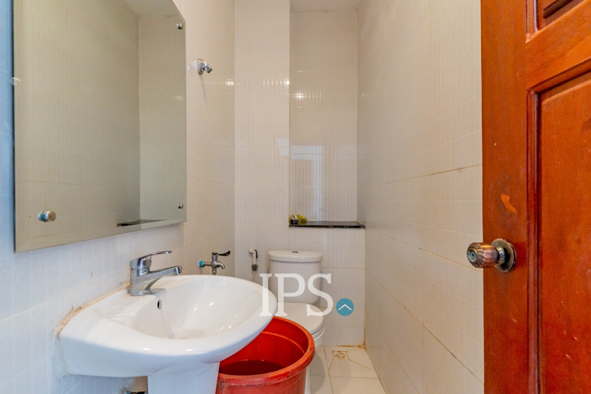 4 Bedroom Link House For Rent - Phleung Chheh Roteh, Phnom Penh