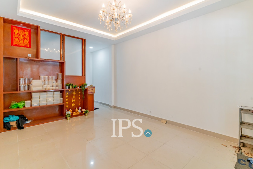 4 Bedroom Link House For Rent - Phleung Chheh Roteh, Phnom Penh