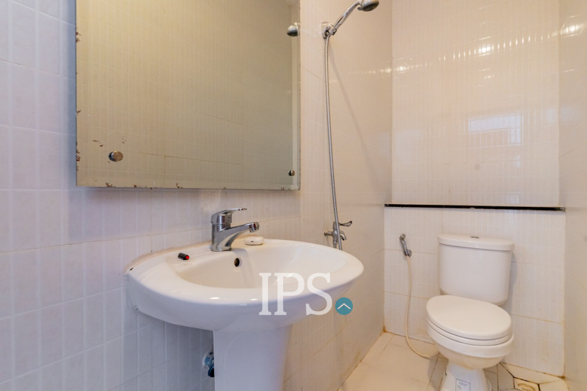 4 Bedroom Link House For Rent - Phleung Chheh Roteh, Phnom Penh