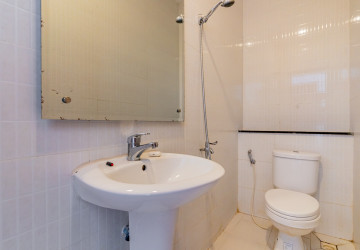 4 Bedroom Link House For Rent - Phleung Chheh Roteh, Phnom Penh thumbnail