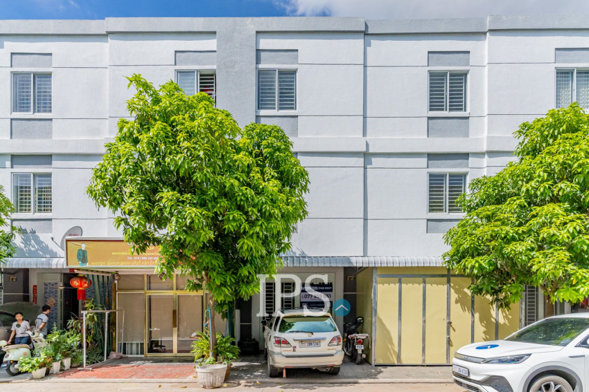 4 Bedroom Link House For Rent - Phleung Chheh Roteh, Phnom Penh