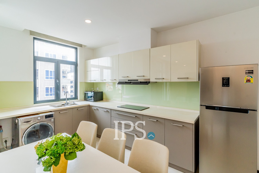 3 Bedroom Serviced Apartment For Rent - Wat Phnom, Phnom Penh