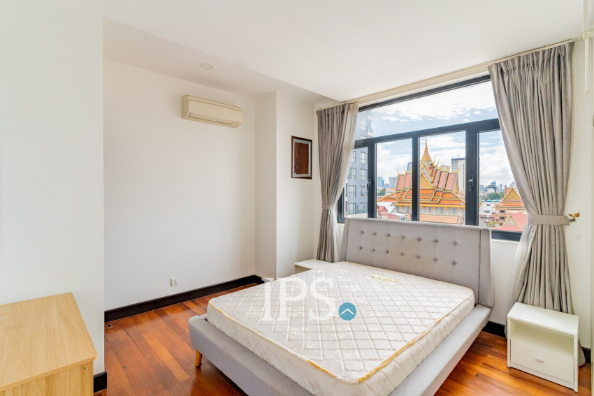 3 Bedroom Serviced Apartment For Rent - Wat Phnom, Phnom Penh