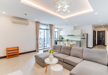 3 Bedroom Serviced Apartment For Rent - Wat Phnom, Phnom Penh thumbnail