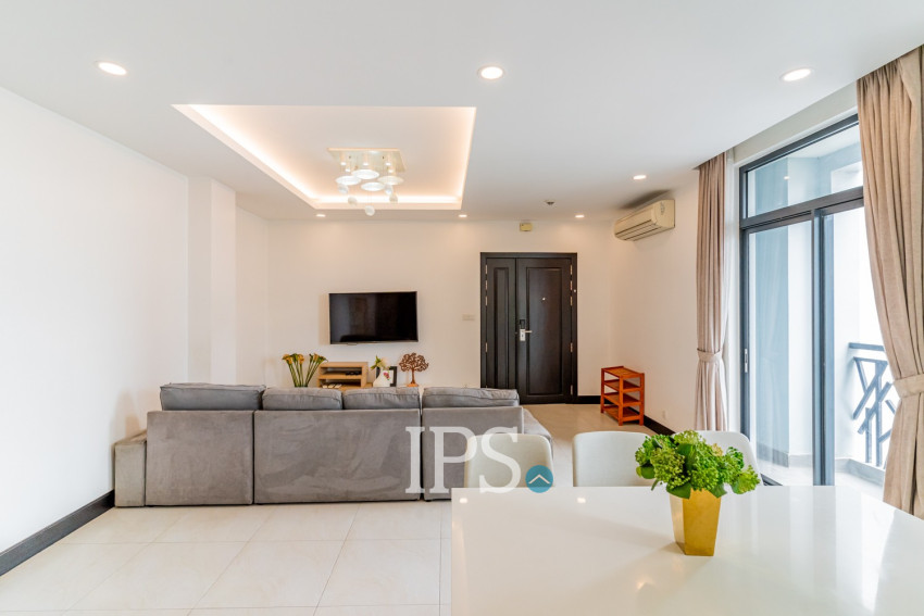 3 Bedroom Serviced Apartment For Rent - Wat Phnom, Phnom Penh
