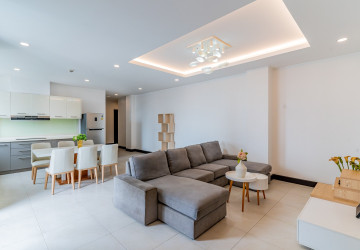 3 Bedroom Serviced Apartment For Rent - Wat Phnom, Phnom Penh thumbnail