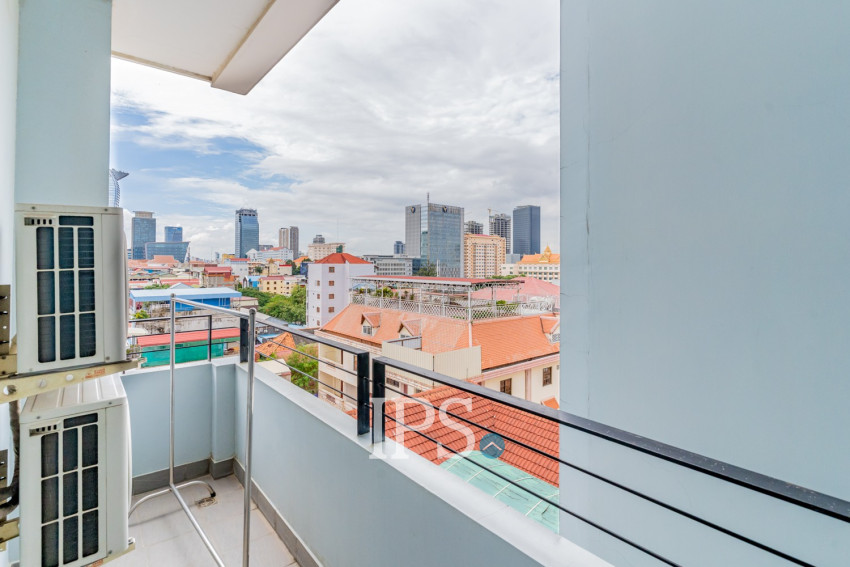 3 Bedroom Serviced Apartment For Rent - Wat Phnom, Phnom Penh