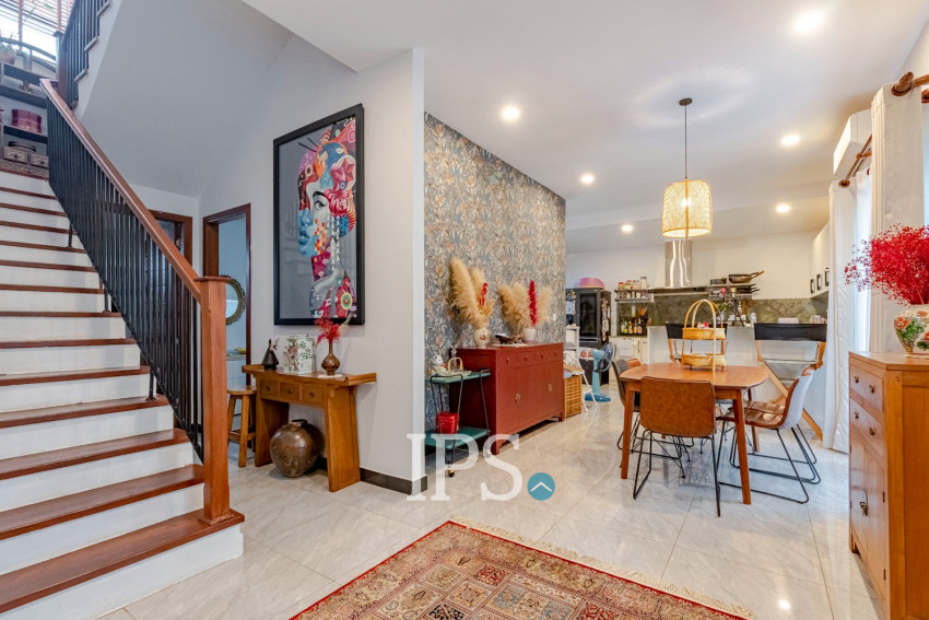 4 Bedroom Villa For Rent - Borey Tourism, Kandaek, Prasat Bakong, Siem Reap