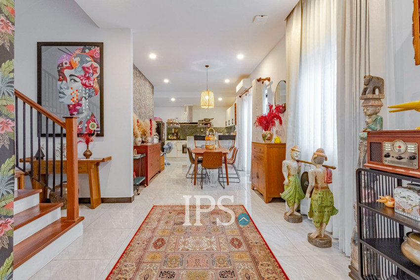 4 Bedroom Villa For Rent - Borey Tourism, Kandaek, Prasat Bakong, Siem Reap