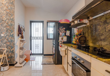 4 Bedroom Villa For Rent - Borey Tourism, Kandaek, Prasat Bakong, Siem Reap thumbnail